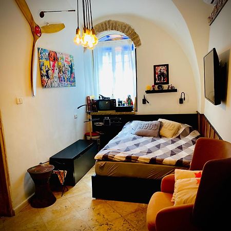 La Guta Studio Suite The Milano Suite エルサレム エクステリア 写真